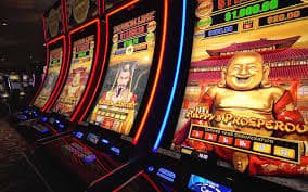 Người chơi Việt Nam trải nghiệm game bắn cá trực tuyến trên điện thoại